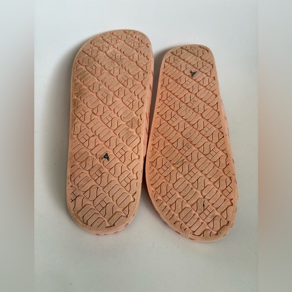 Freedom Moses strawberry milkshake pink slide sandals size 39 US 8 women’s - Picture 3 of 7